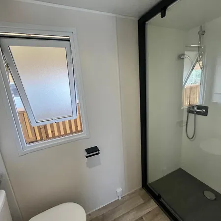 Mobil Casaluca 3 2 Salles D'eau キャンプ場 *
