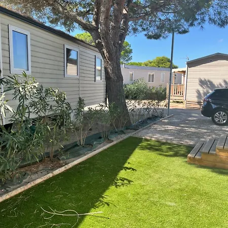 キャンプ場 Mobil Casaluca 3 2 Salles D'eau *