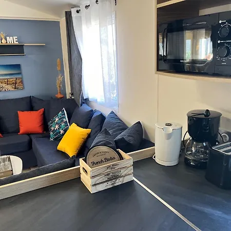 キャンプ場 Mobil Casaluca 3 2 Salles D'eau カネ