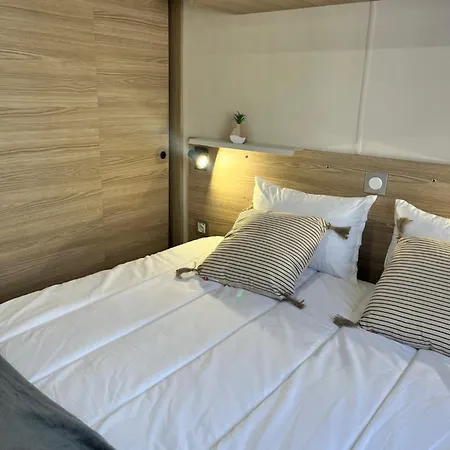 Mobil Casaluca 3 2 Salles D'eau キャンプ場 *