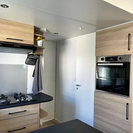 Mobil Casaluca 3 2 Salles D'eau キャンプ場