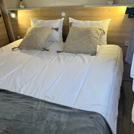 Camping Mobil Casaluca 3 2 Salles D'eau Canet-en-Roussillon