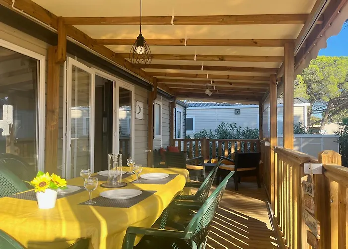 Camping Mobil Casaluca 3 2 Salles D'eau *