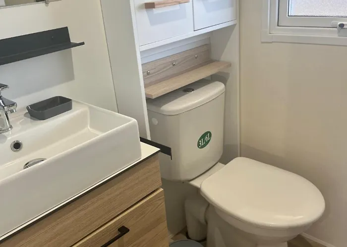 Camping Mobil Casaluca 3 2 Salles D'eau *